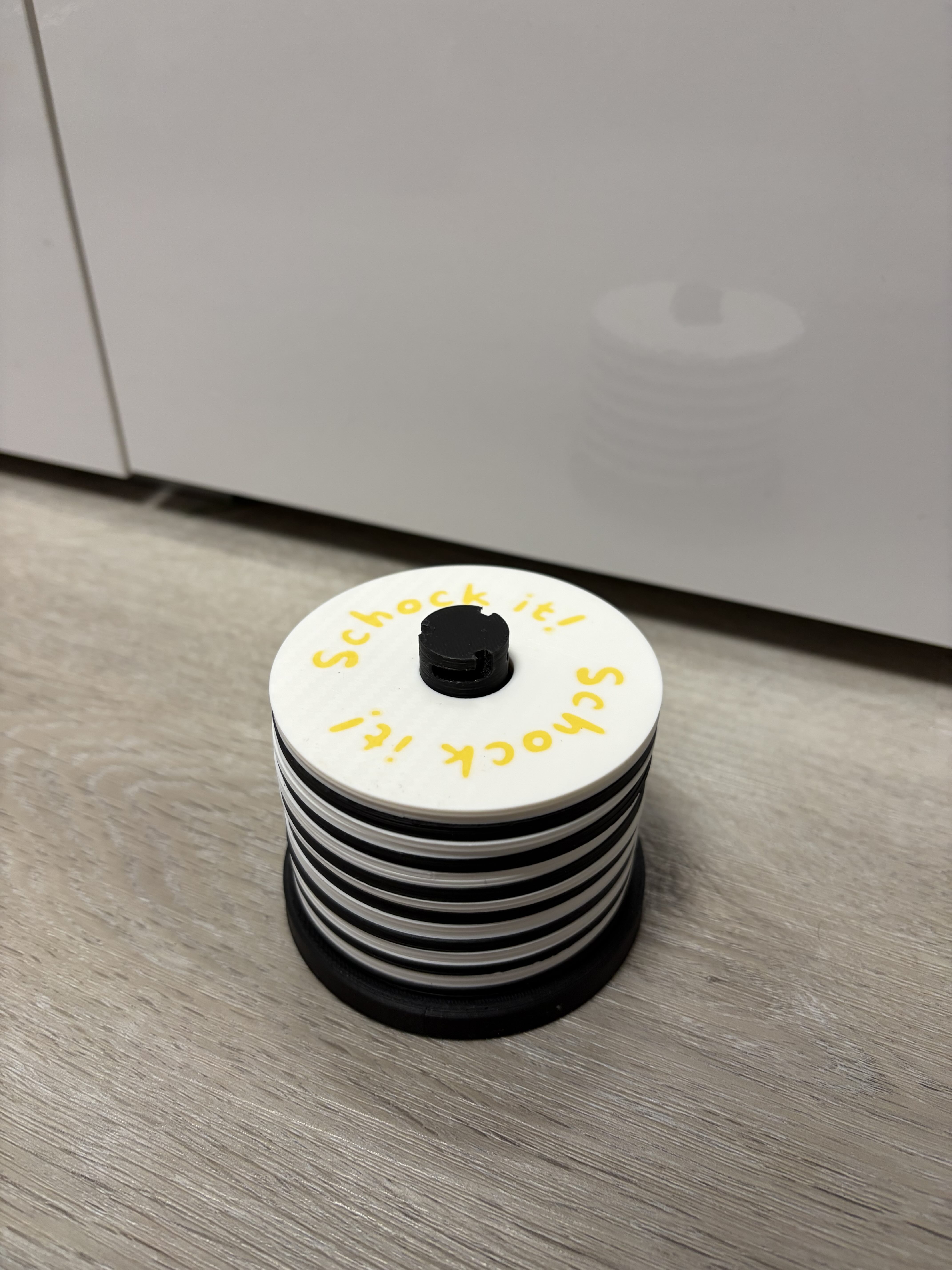 Schock It Spielszene mit Würfeln